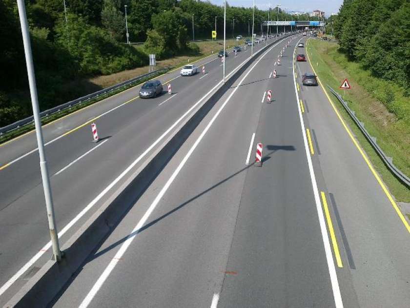 DARS objavil javno naročilo Izgradnja državne hitre ceste 3. razvojne osi - jug
