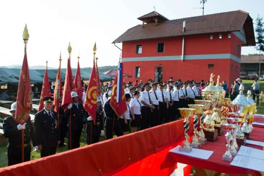 FOTO: Štatenberški gasilci pobrali vse pokale