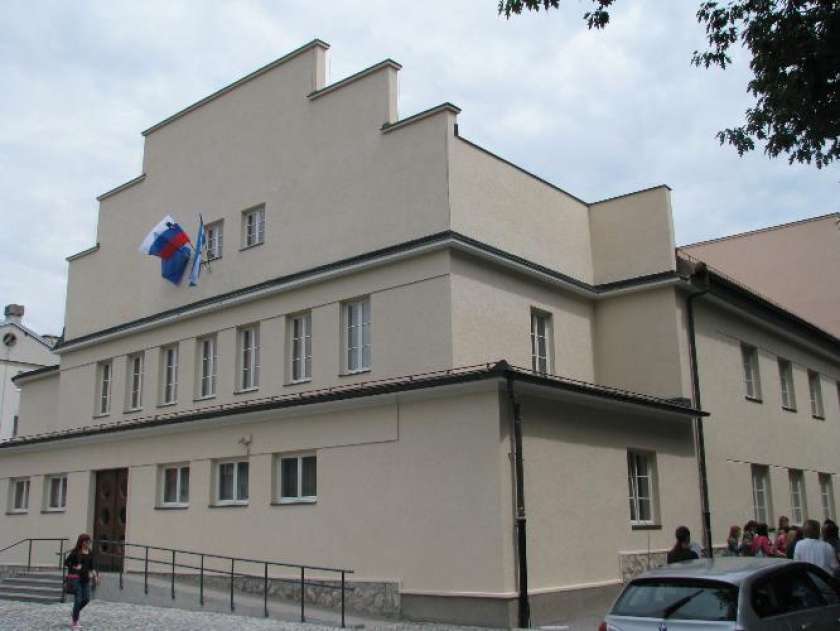 Pokrajinski muzej Kočevje naposled v novemu plašču