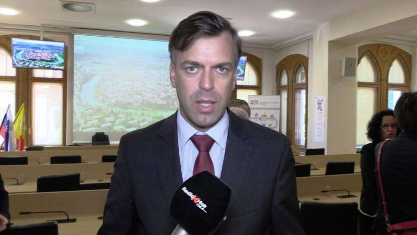 VIDEO: Občina bi združila Agencijo za šport in KC Janeza Trdine