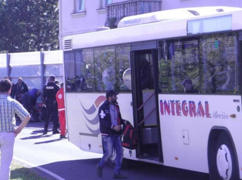 Včeraj v Dobovo prispelo nekaj več kot 4300 tujcev
