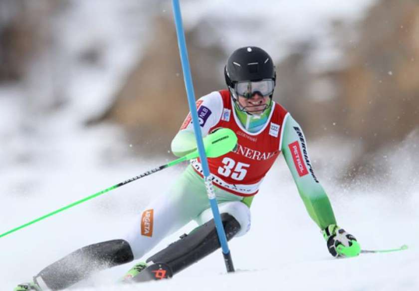 Kristoffersenu slalom v Val d&#39;Iseru, Skube v finalu odstopil