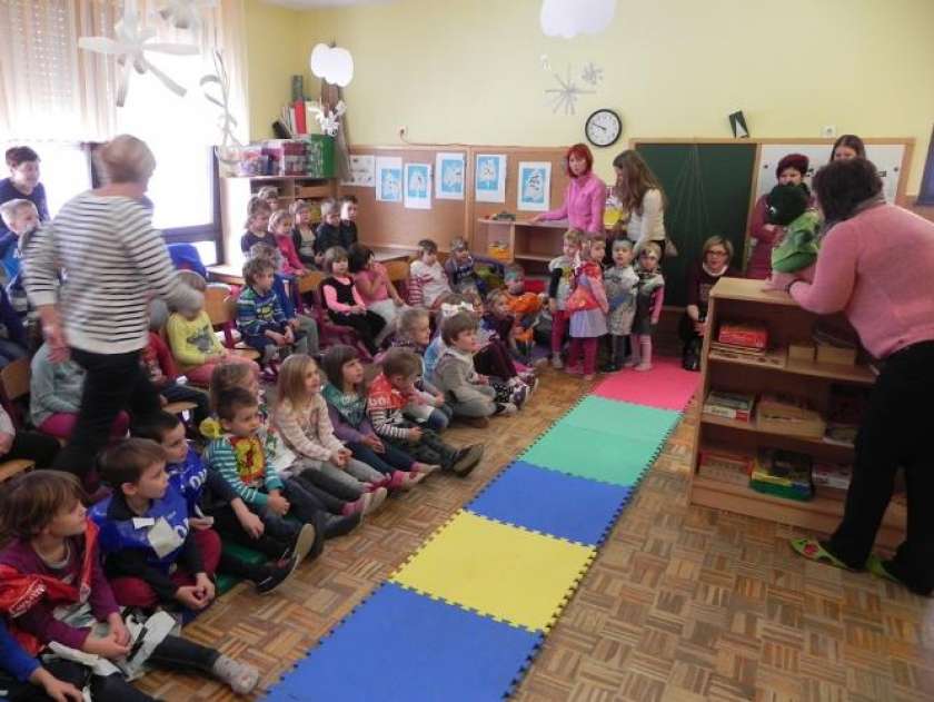 FOTO: Zmajček Jurček iz Blance v Dobovo