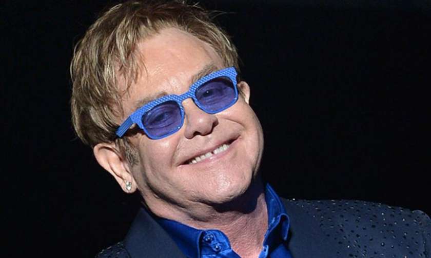 Glasbenik Elton John se bo bolj posvečal družini