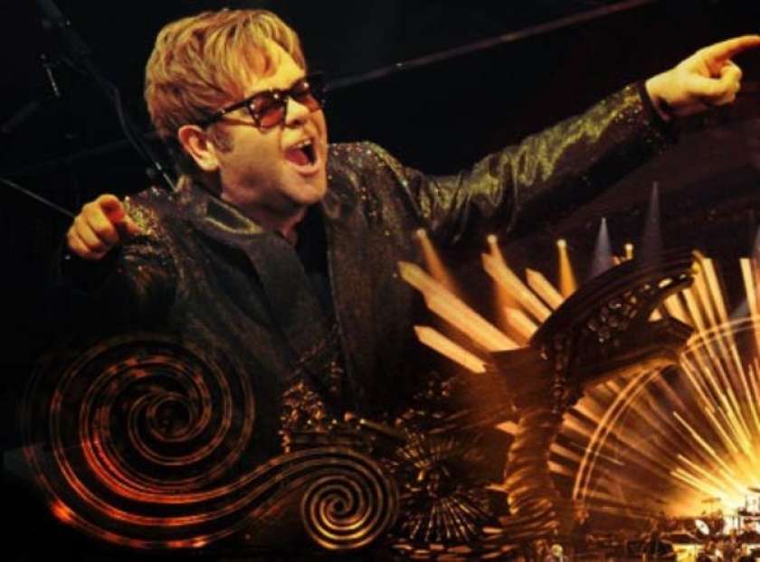 HIT DNEVA : Elton John &#38; Looking up 