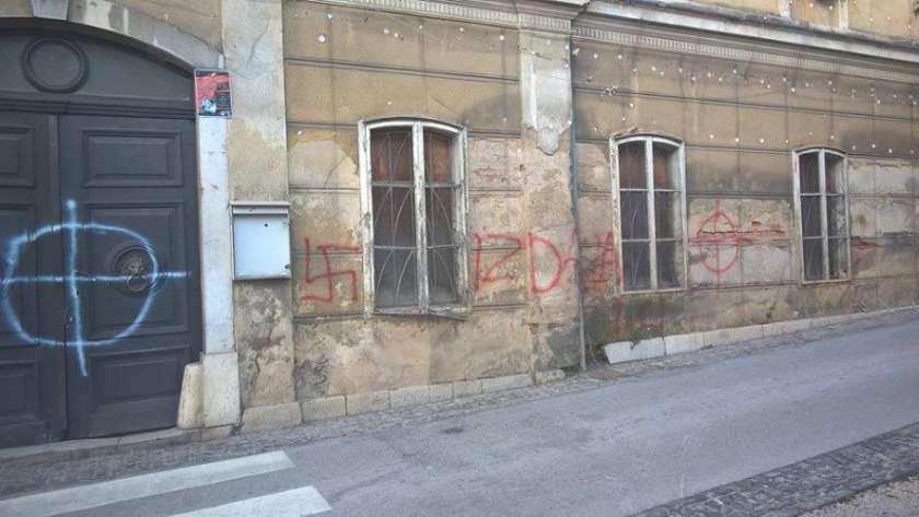 Tretji napad desničarskih skrajnežev na Narodni dom