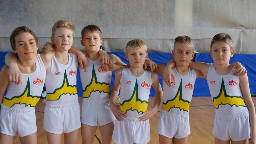 FOTO: Telovadci Gimnastičnega društva Novo mesto na vrhu
