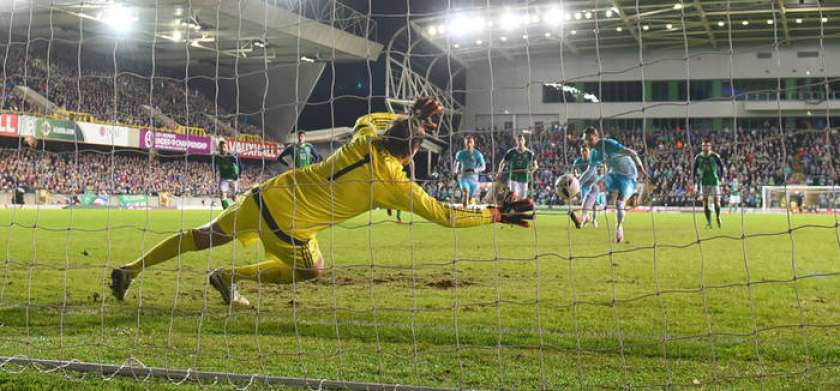 Slovenski nogometaši poraženi v Belfastu