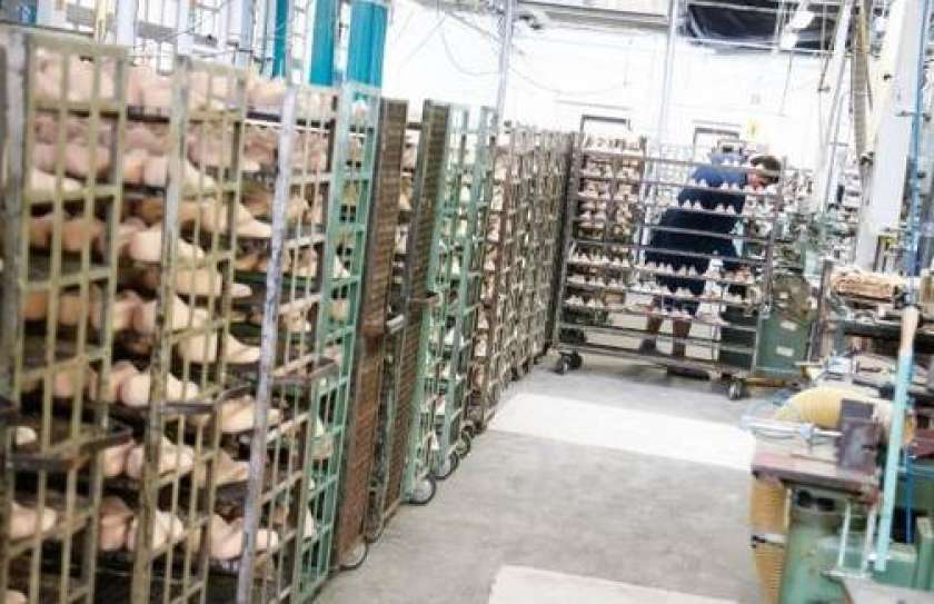 Kopitarna Sevnica namešča novo linijo za izdelavo čevljarskih kopit