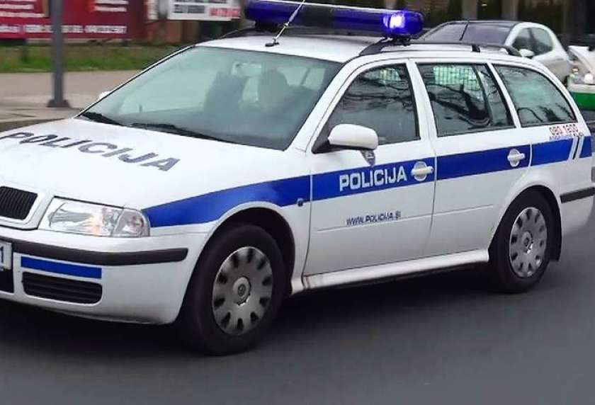 Umorjen moški nekdanji policist