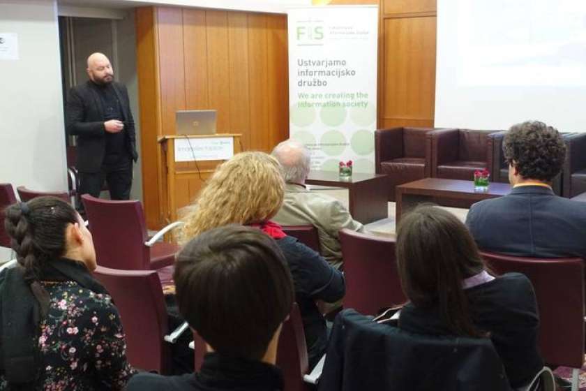FOTO: 8. konferenca ITIS postregla z novostmi iz računalništva in družboslovja