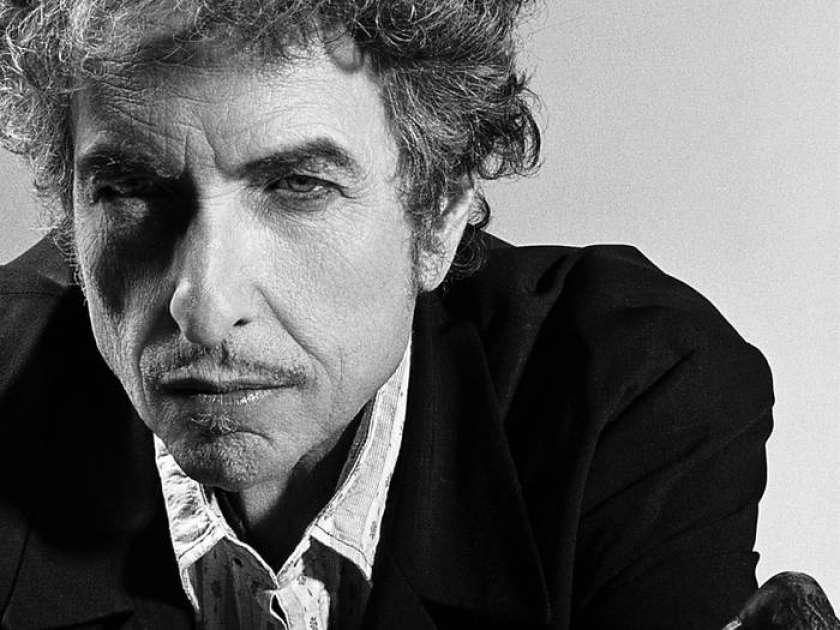 Bob Dylan se ne bo udeležil podelitve Nobelove nagrade 