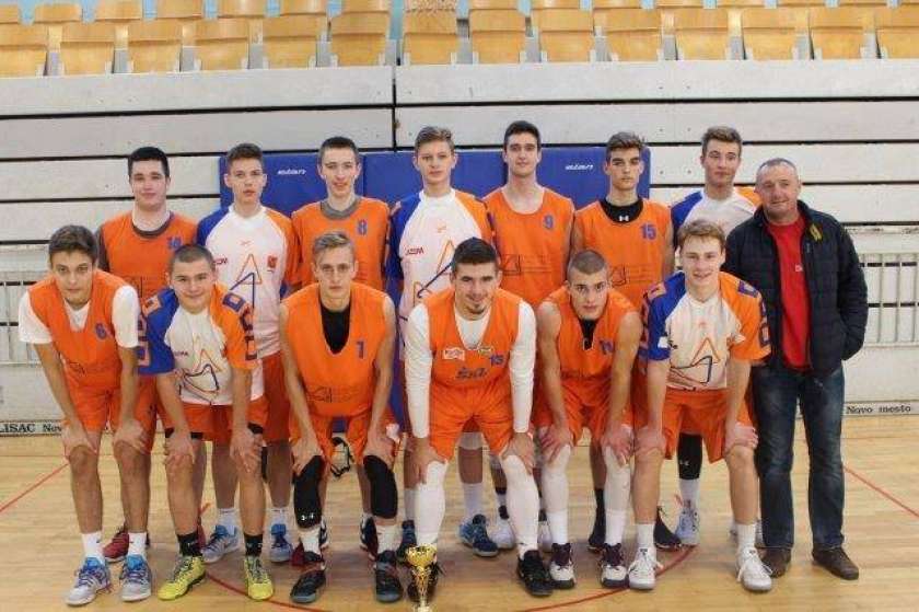 Košarkarji SEŠTG občinski prvaki