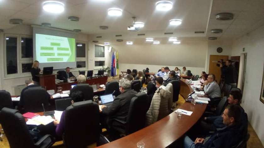 FOTO: Občinski svet Občine Šentjernej