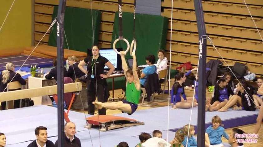 FOTO IN VIDEO: Državno prvenstvo v ženski in moški športni gimnastiki 2016