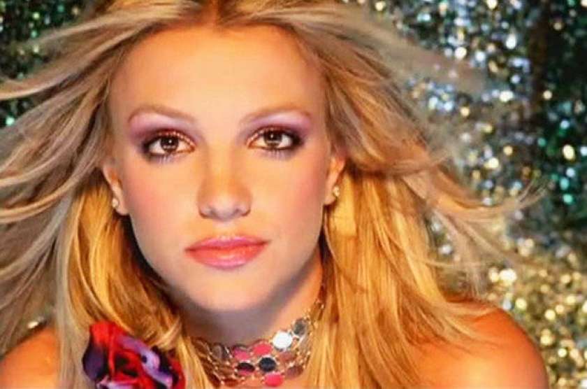 HIT DNEVA: BRITNEY SPEARS – SLUMBER PARTY