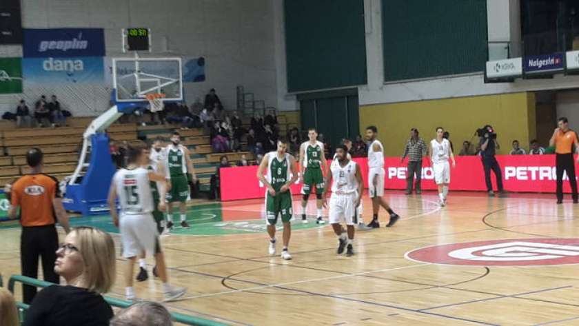 F,V&#38;A: Krkaši izgubili proti Olimpiji  63:68 (16:18, 27:39, 46:51)