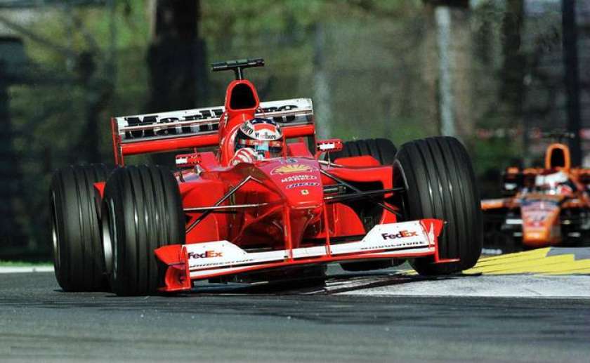 Po testih v ospredju Ferrari in Mercedes