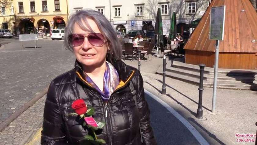 VIDEO: V novomeškem mestnem jedru &#34;kavalir&#34; in otroci 