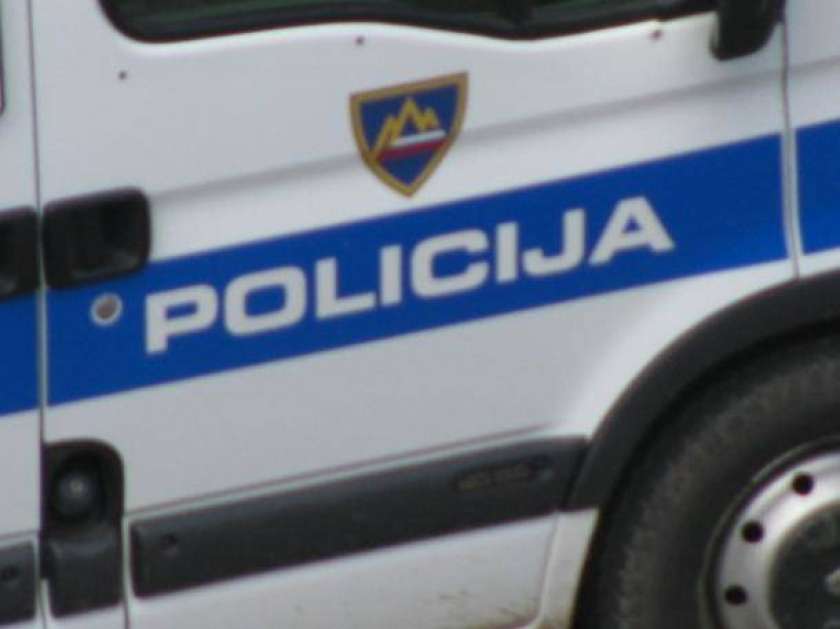 Policija prosi za podatke o sobotni nevarni vožnji po središču Ljubljane