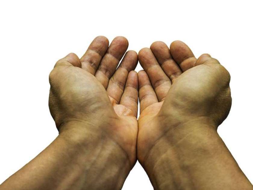 Če opazite, da kdo berači, opozorite na to policijo