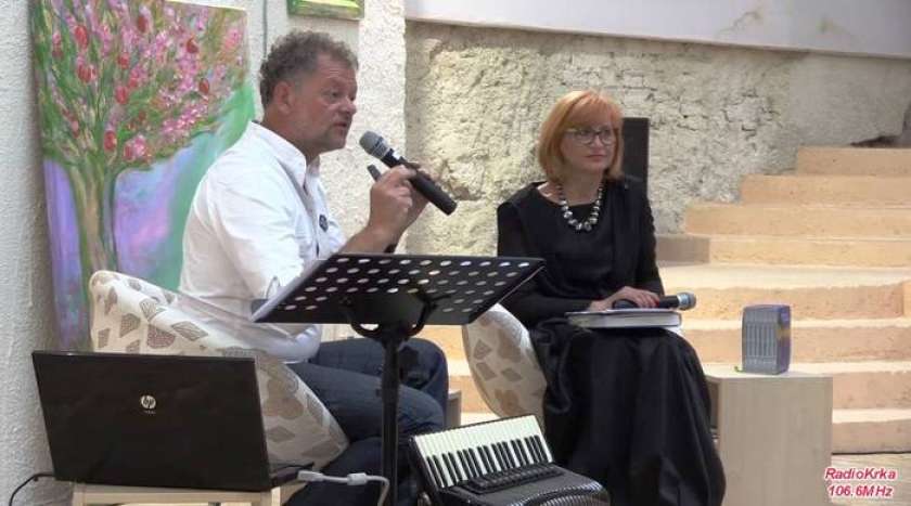 VIDEO: Na predstavitvi Zupančičeve knjige »Z morjem na Ti«