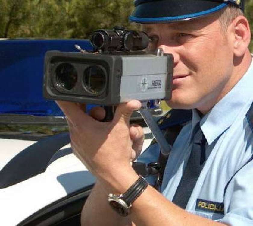 Pozor, policisti z radarji na več kot 600 lokacijah 