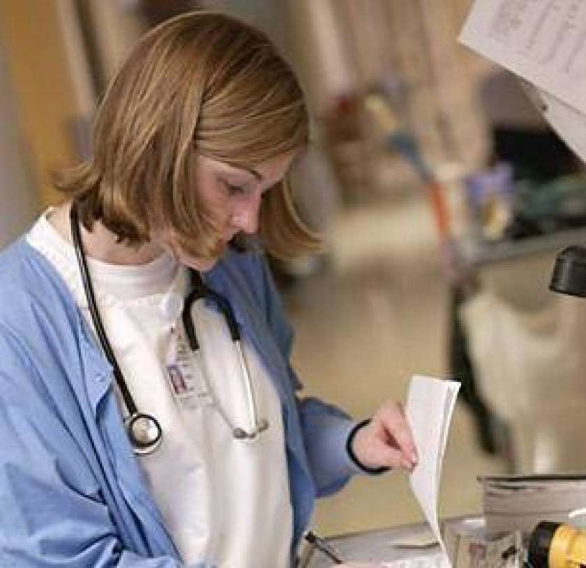 Danes praznujejo medicinske sestre