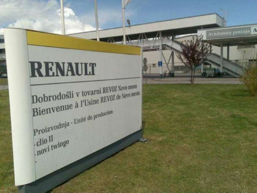 Hekerji ponoči obiskali tudi novomeški Revoz. Širitev izsiljevanja ustavljena.