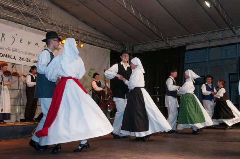 Črnomaljsko Jurjevanje letos še bolj zeleno