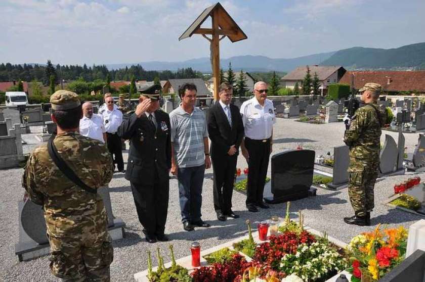 FOTO: MO NM obeležuje dan državnosti in spominski dan občine