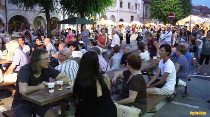 F&#38;V: Festival prazgodovinskega življenja
