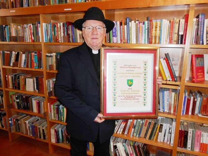 Trojni jubilej šentjernejskega župnika 