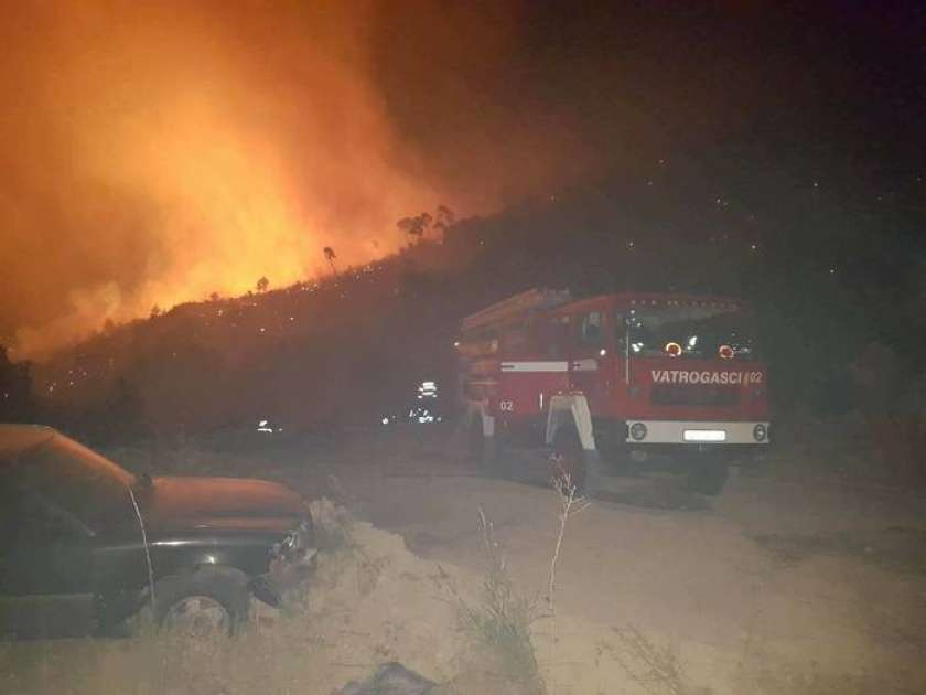 F&#38;V: Na območju Splita požari ne ogrožajo več hiš 