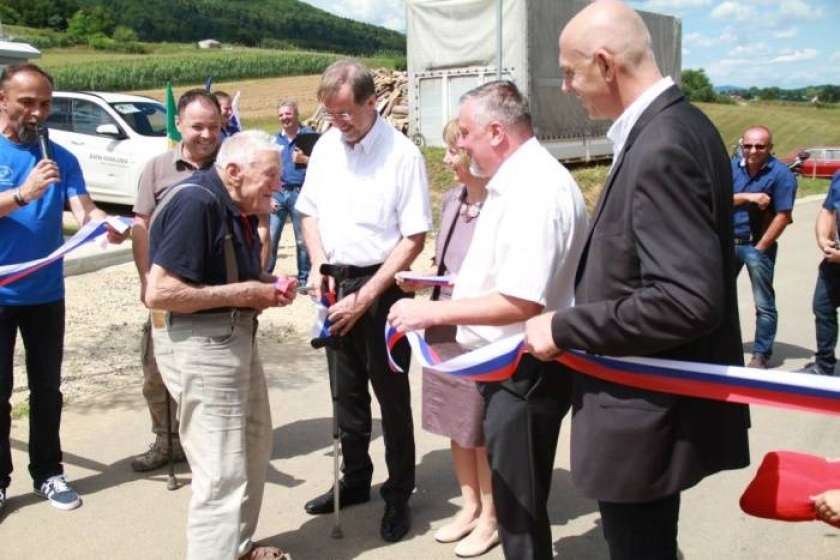 Najlepša ulica v Žužemberku je Ul.Dolga vas