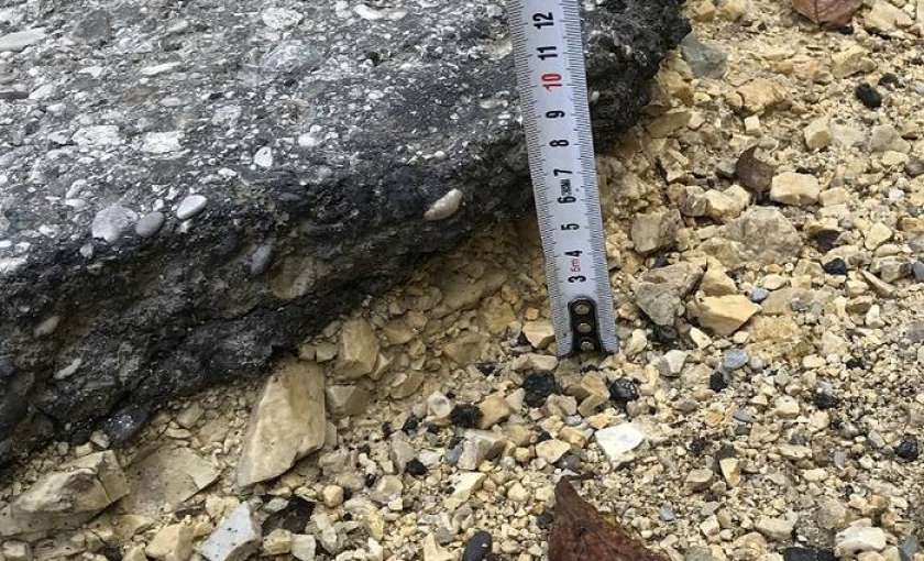 FOTO: Odgovor na vprašanje &#34;Kdo vzdržuje cesto Gabrje-Gabrska gora?&#34;