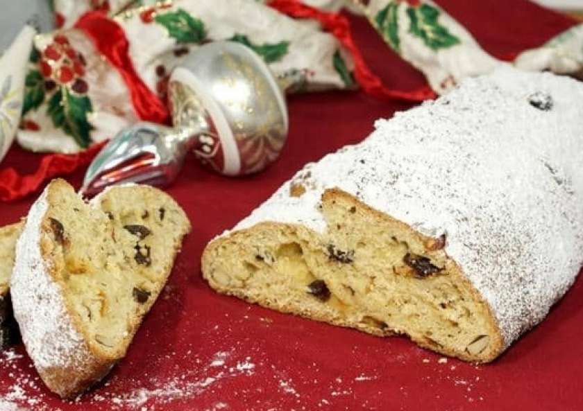 Krka ob enih – Ohranja se tradicija pečenja božičnega kruha