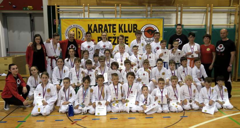 FOTO: Šolsko tekmovanje v športnih bojih in karate poligonu