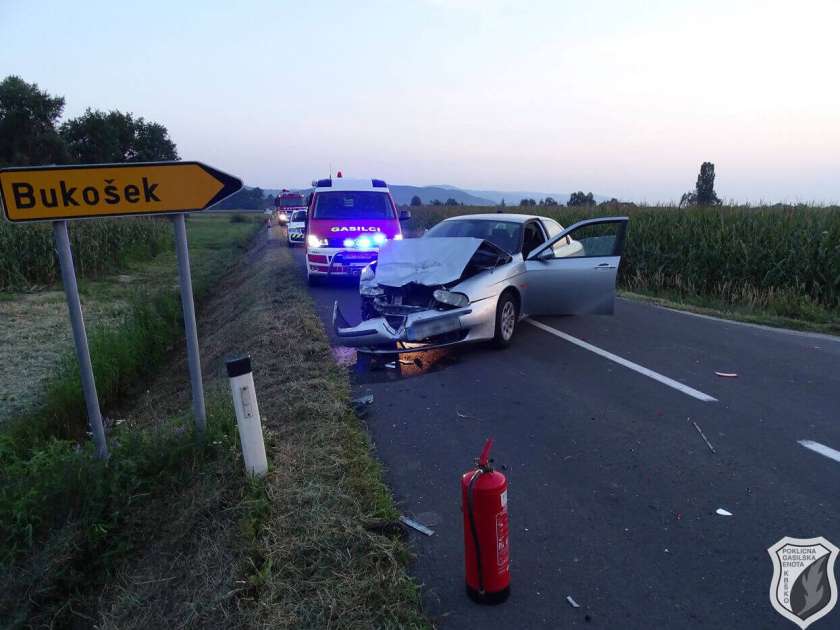 FOTO: Prometna nesreča v Bukošku in na dolenjski avtocesti
