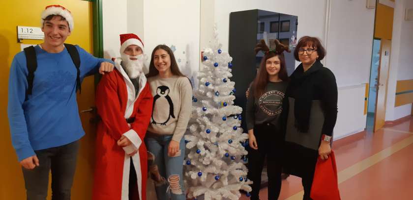 FOTO: Božiček obiskal evropski kotiček na ETrŠ Brežice
