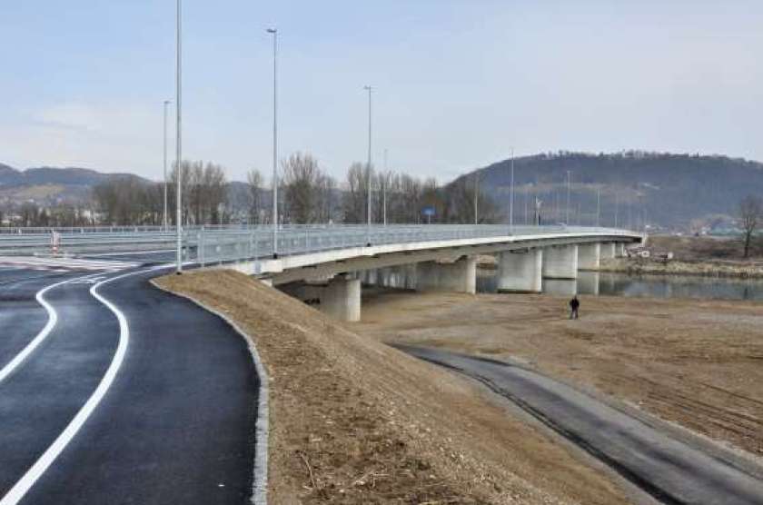 V Sevnici danes začetek prenove savskega mosta