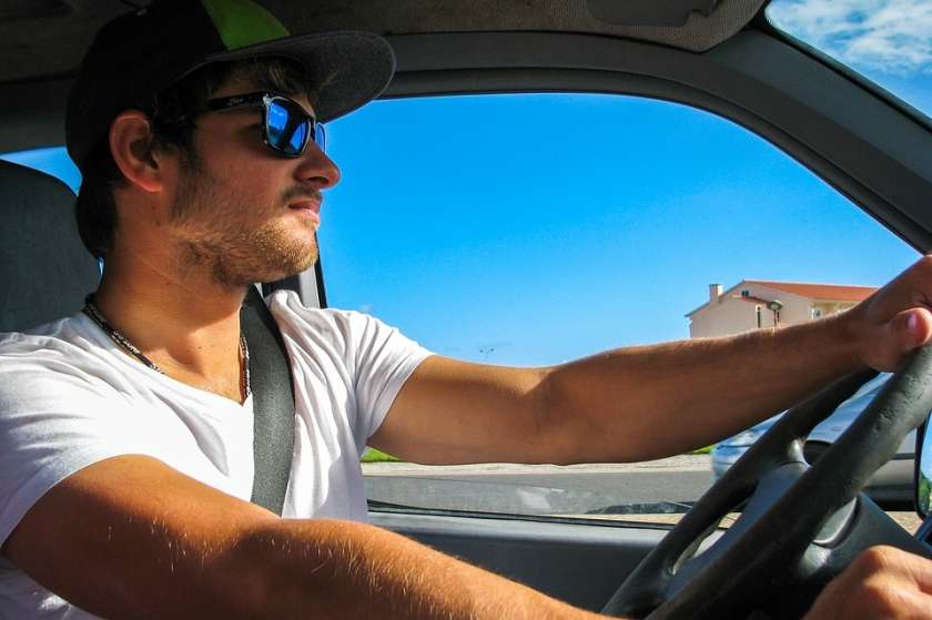 AVDIO: Krka ob enih - Priporočila za varno vožnjo v vročini