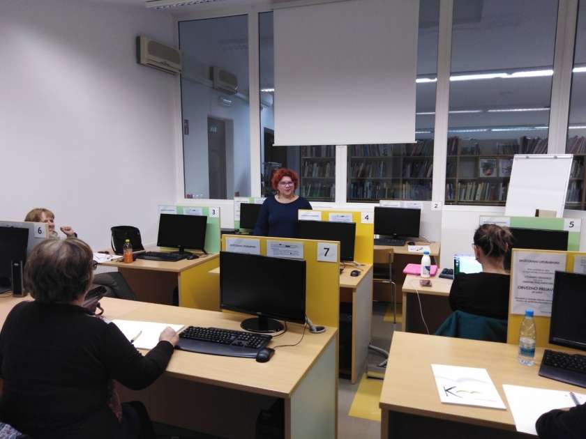 Ustvarjalno pisanje z Natašo Jenuš