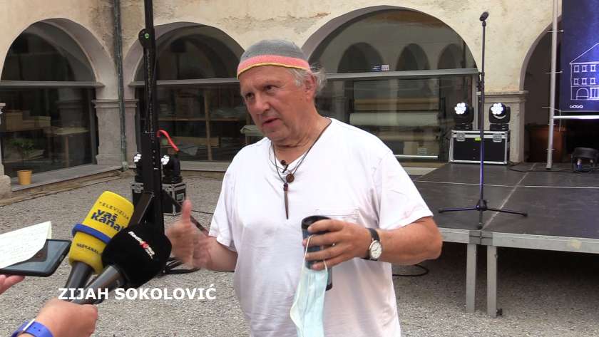 VIDEO: Zijah Sokolović navdušil "grajsko" publiko