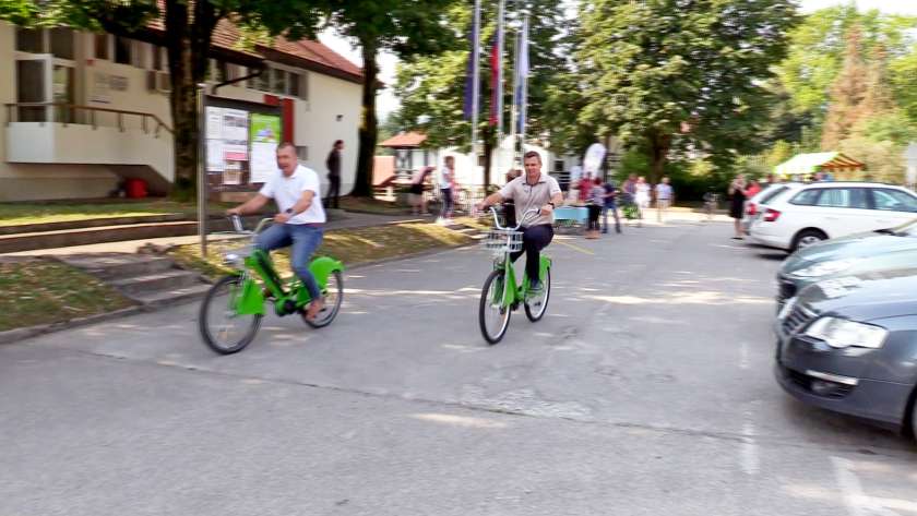 VIDEO&FOTO: Sistem za izposojo koles GoNm bo na voljo tudi v občini Straža