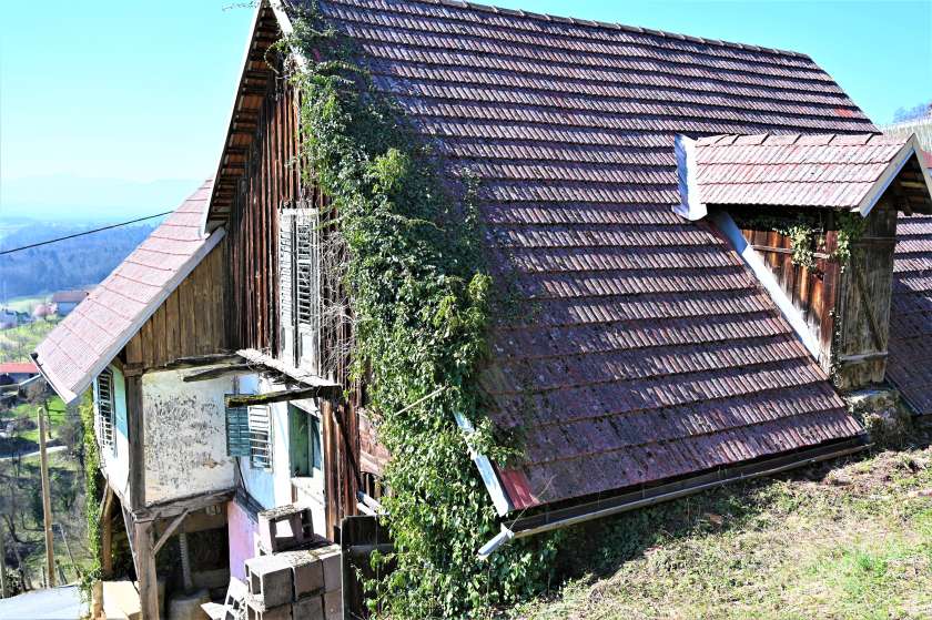 V Kozinovi zidanici na Trški gori bo kulturno-etnološki center