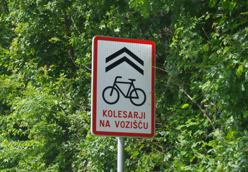Krka ob enih – Evropski denar za kolesarski povezavi Novo mesto - Straža in Črnomelj – Kanižarica