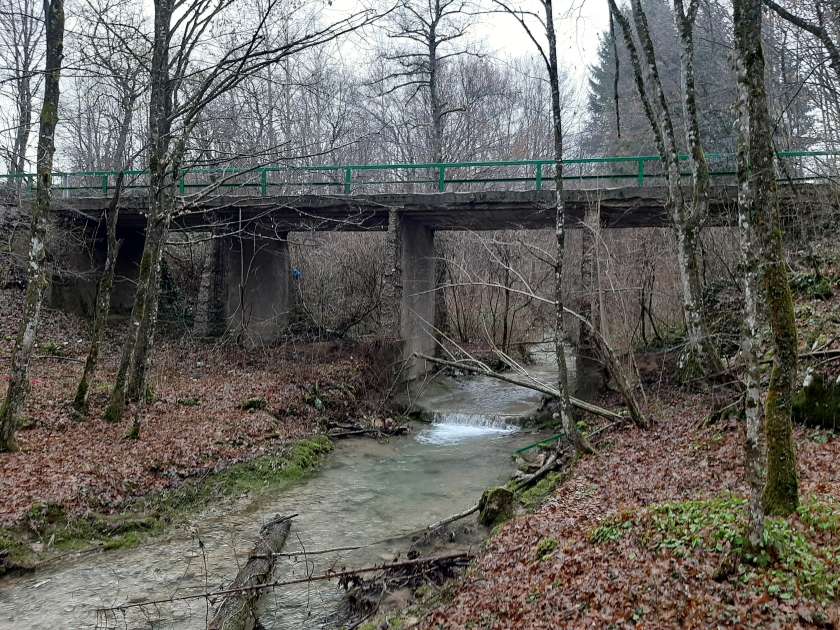 Kmalu nadomestni most čez Sušico pri Grabrovcu