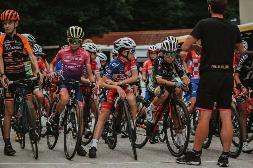 FOTO: Začela se je kolesarska dirka Kids Tour of Slovenija