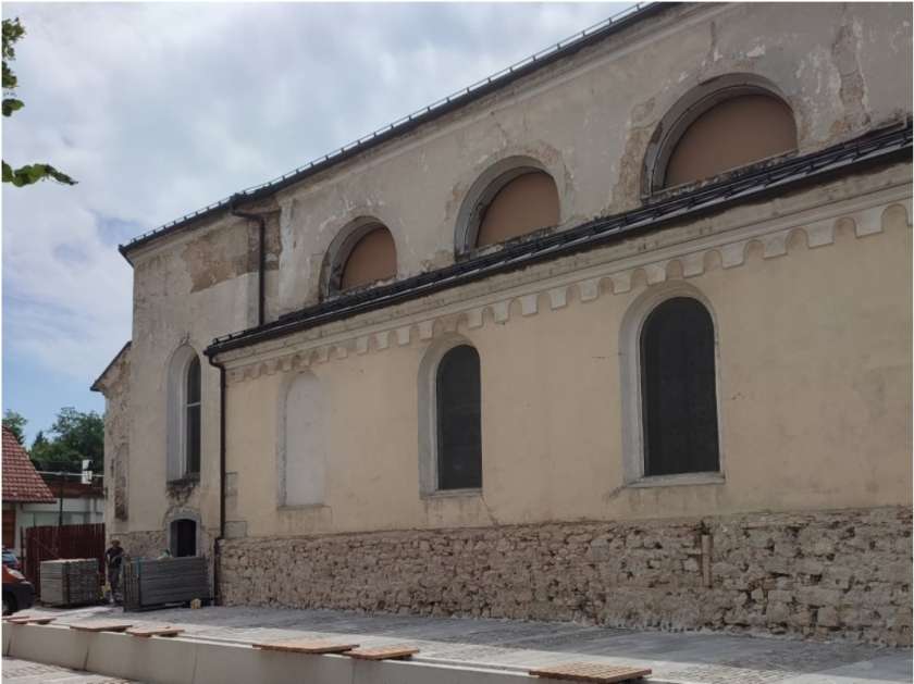 Nadaljuje se obnova cerkve sv. Petra